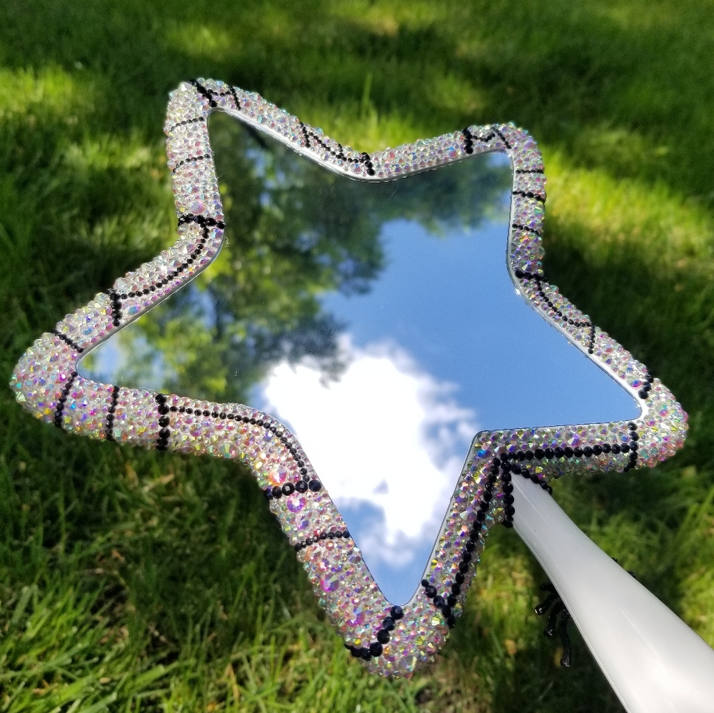🆕️Jeffree Star, Bling Spider Web Halloween Mirror - Picture 12 of 14